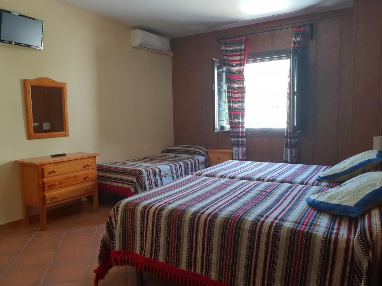 Hostal Pampaneira Eksteriør bilde